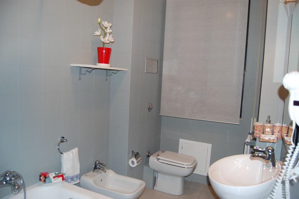 B&B Strasburgo Palermo Eksteriør bilde